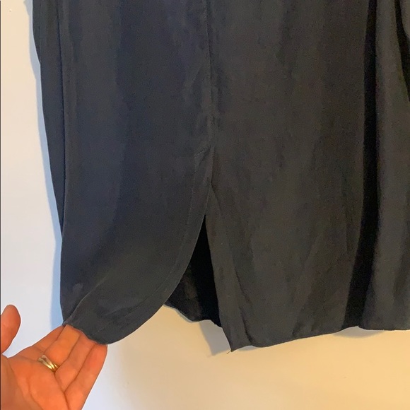 AG Jeans 100% Silk Blue Sleeveless Blouse - Picture 5 of 7